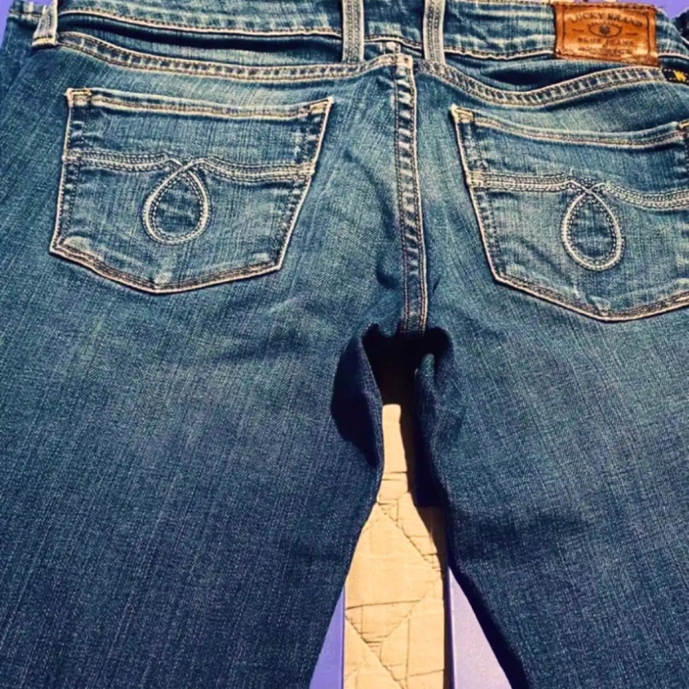 Lucky Lola Jeans With The Signature Lucky Fly